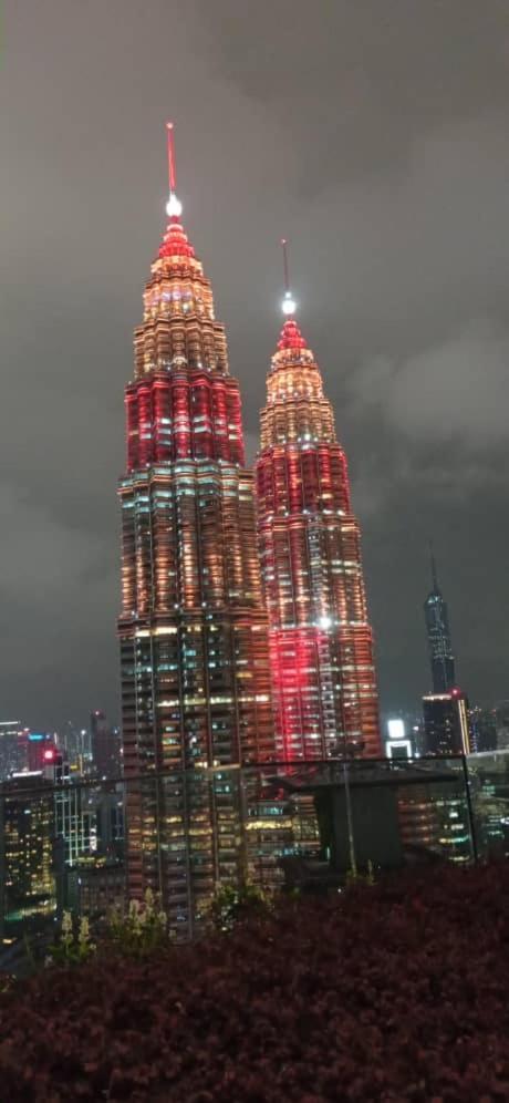 Star Holiday Sky Pool Klcc Kuala Lumpur Exterior photo